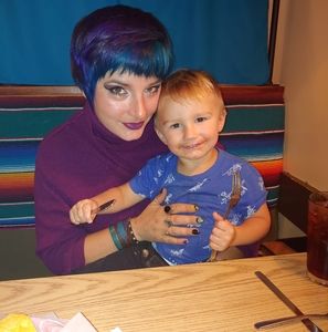 Meet your Posher, Alisa